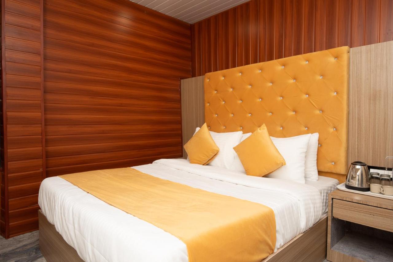 Hotel Priceless Suite Bombay Exhibition Centre Goregaon West Bombay Exterior foto