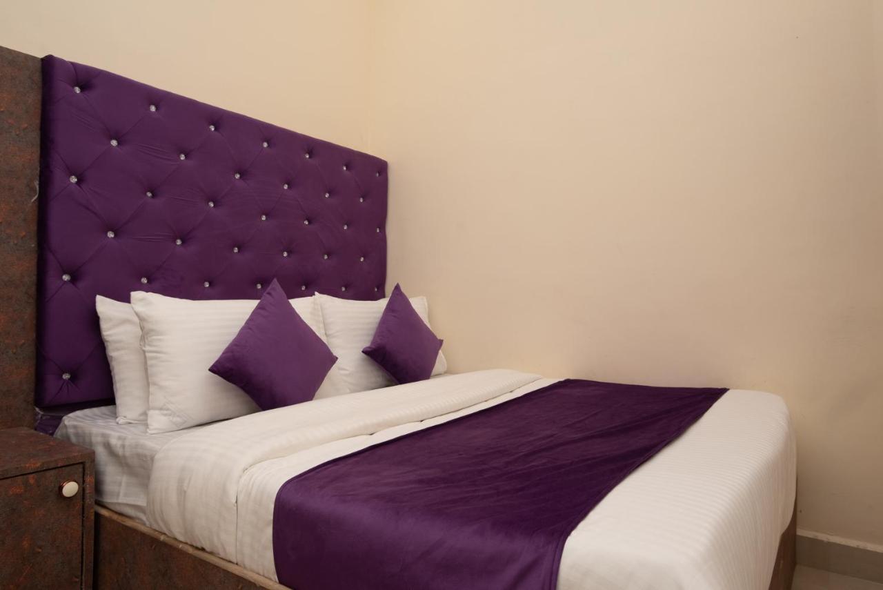 Hotel Priceless Suite Bombay Exhibition Centre Goregaon West Bombay Exterior foto